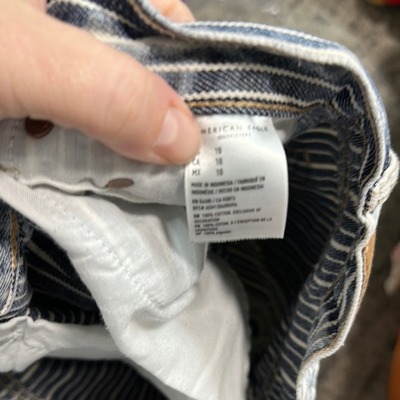 American Eagle Outfitters High Waist Striped Shorts - Black and White boyfriend - Picture 3 of 3